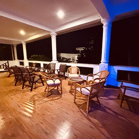 Hotel Indigo ウナワトゥナ エクステリア 写真