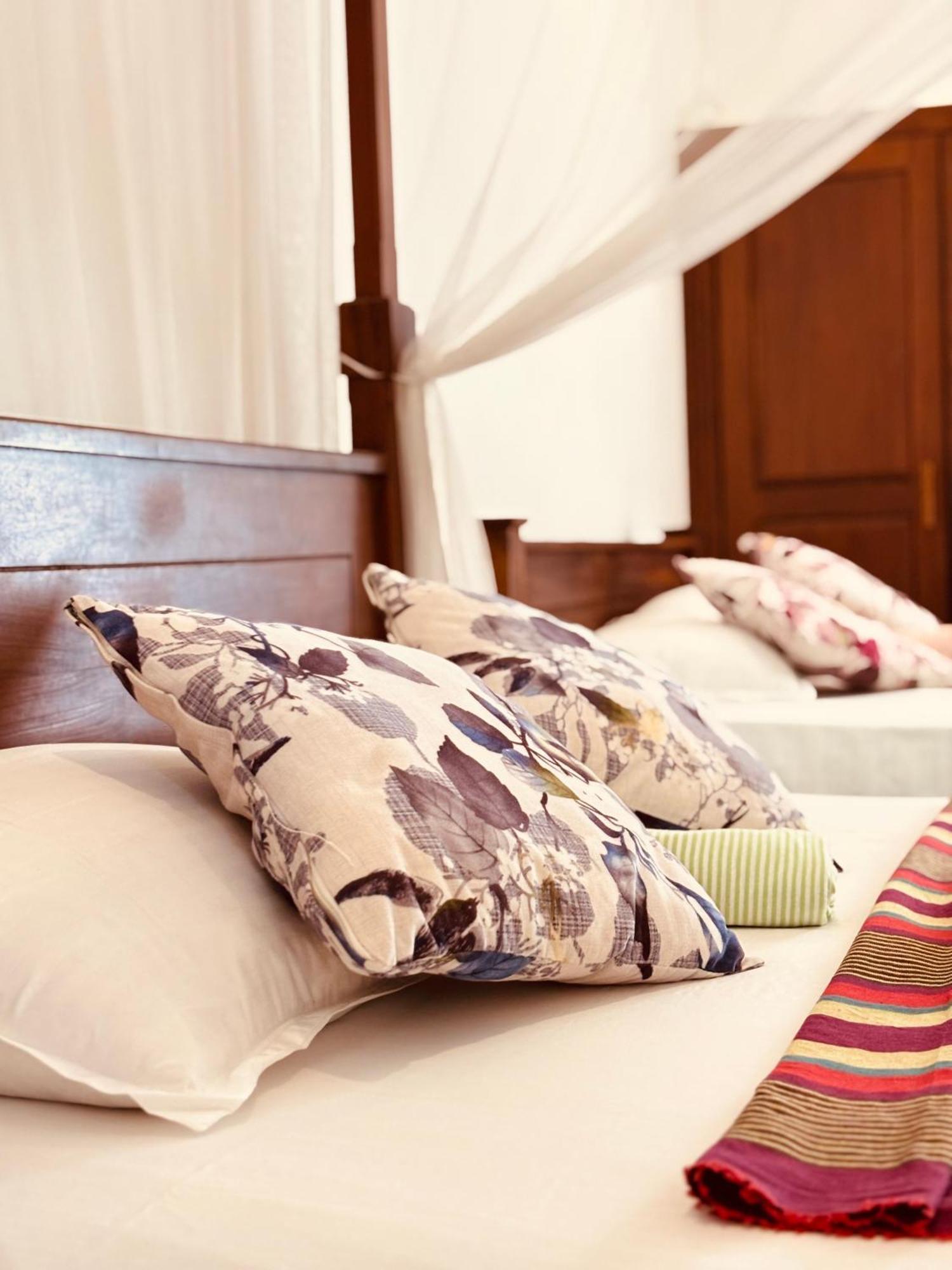 Hotel Indigo ウナワトゥナ エクステリア 写真